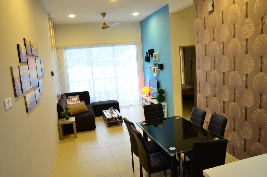 The Woodz Homestay - 3 Bedroom مرتفعات كاميرون الغرفة الصورة